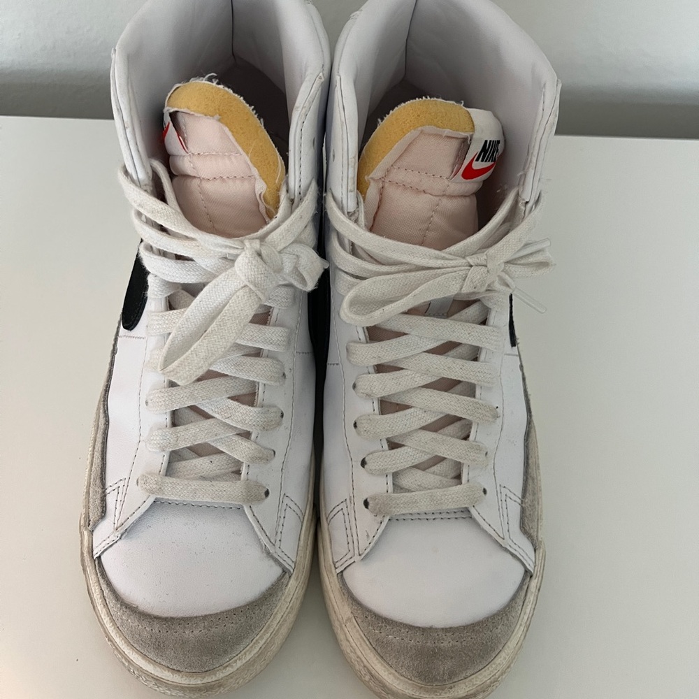 Nike Women's Blazer